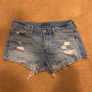 EUC Abercrombie & Fitch boyfriend shorts